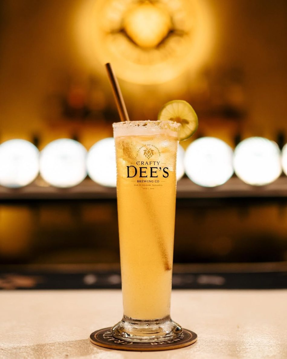 NIGHT LIFE & BAR