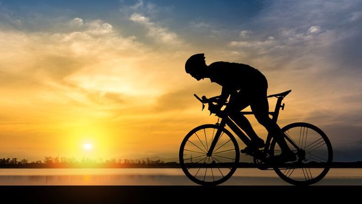 City Cruising & Coastal Rides: A Cyclist-Friendly Stay in Masaki